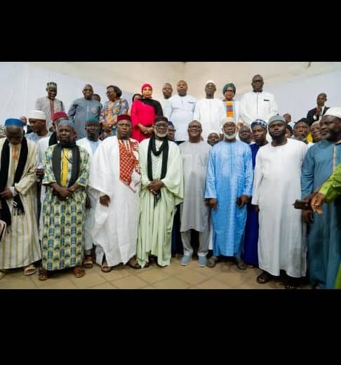 Abobo : Téné Birahima Ouattara rencontre les autorités musulmanes et présente les candidats RHDP pour les législatives 2025